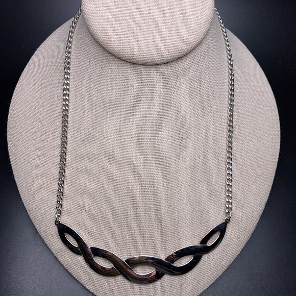 Sarah Coventry Bib Necklace Silver Tone Twisted Woven Design Look Signed Vintage - Picture 1 of 8